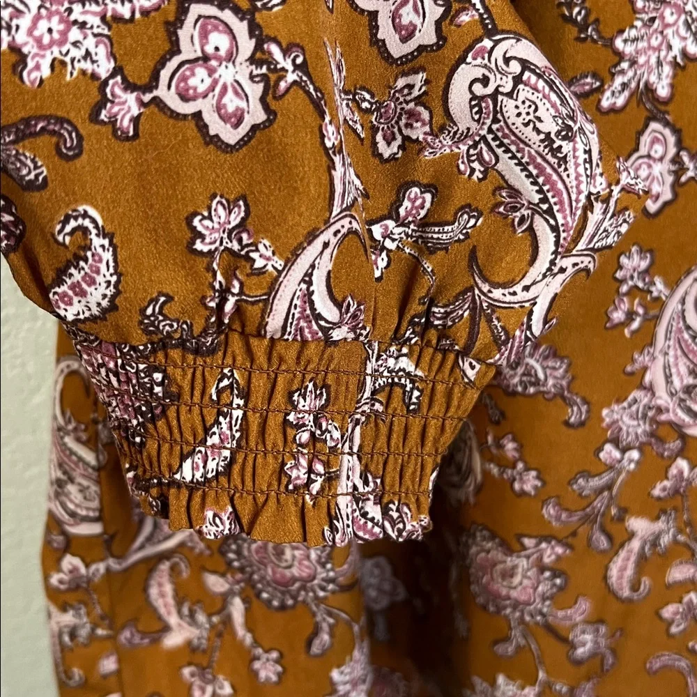 THML Paisley Floral Brown Smocked Long Sleeve Blouse Top Size M
